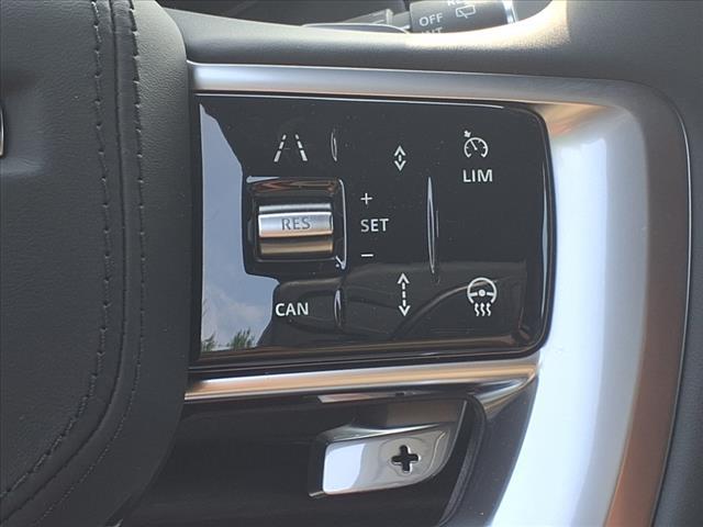 Photo of 2025 Fuji White Land Rover Range Rover
