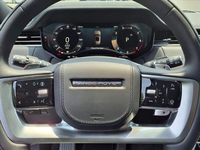Photo of 2025 Santorini Black Land Rover Range Rover