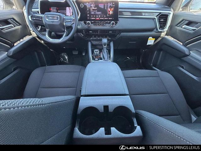 Photo of 2025 Summit White GMC Canyon