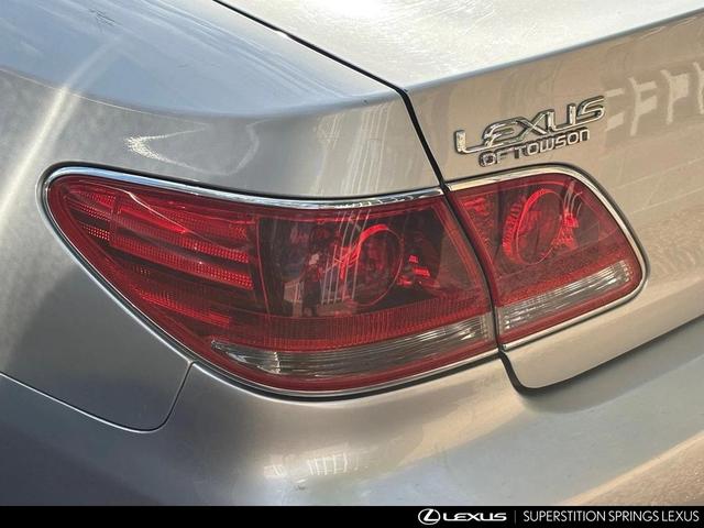 Photo of 2005 Classic Silver Lexus ES 330