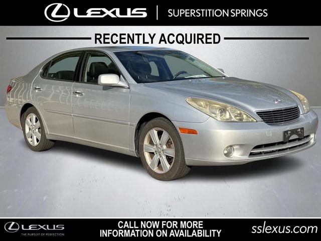 Photo of 2005 Classic Silver Lexus ES 330