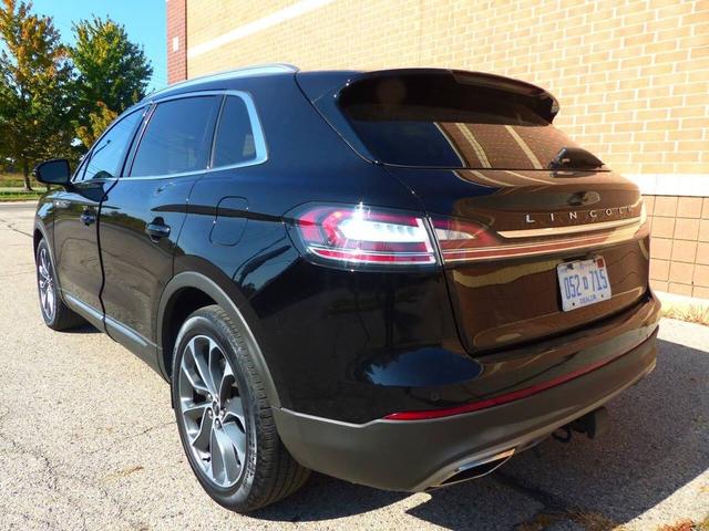Photo of 2022 Black Lincoln Nautilus