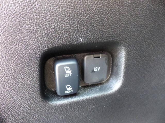 Photo of 2024 Blue Ford Edge