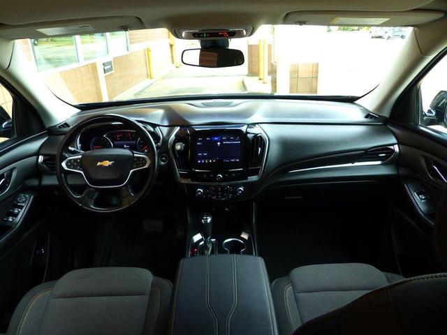 Photo of 2020 Black Chevrolet Traverse