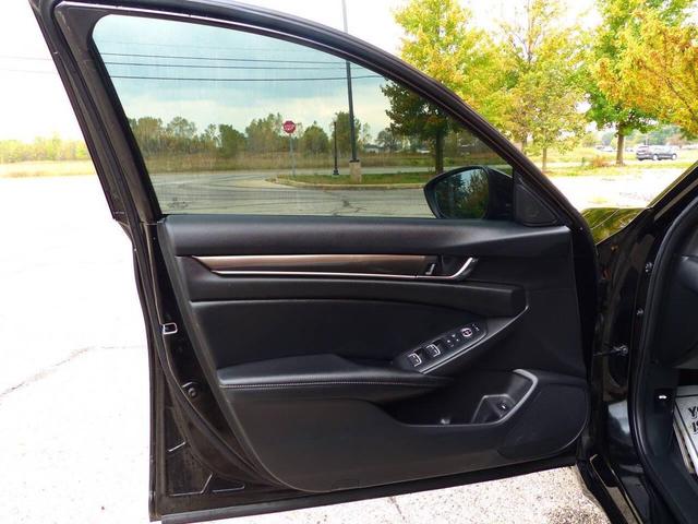 Photo of 2022 Black Honda Accord