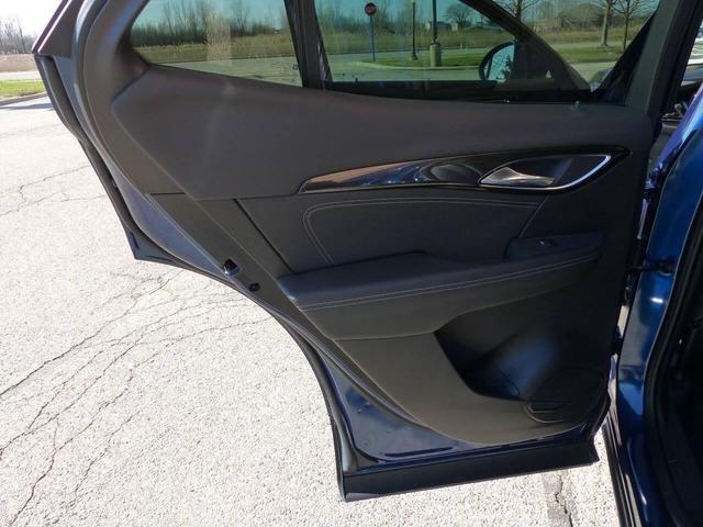 Photo of 2023 Blue Buick Envision