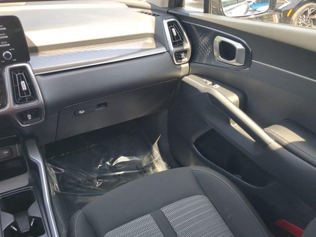 Photo of 2023 Gravity Grey Kia Sorento