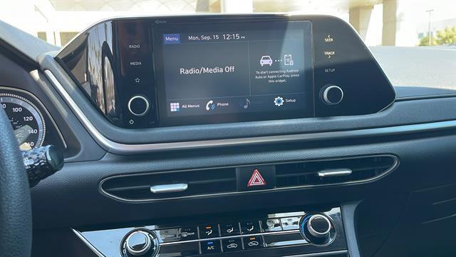 Photo of 2022 Phantom Black Hyundai SONATA