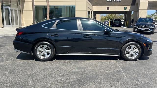 Photo of 2022 Phantom Black Hyundai SONATA
