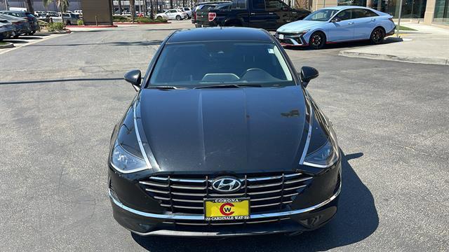 Photo of 2022 Phantom Black Hyundai SONATA
