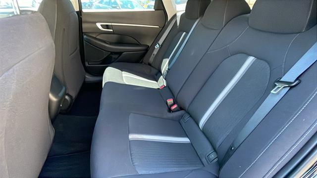 Photo of 2022 Phantom Black Hyundai SONATA