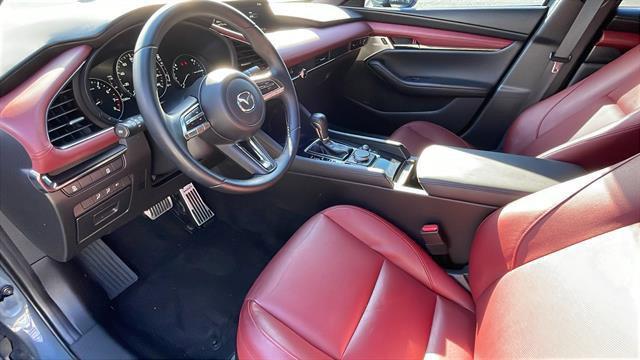 Photo of 2022 Polymetal Gray Metallic Mazda Mazda3