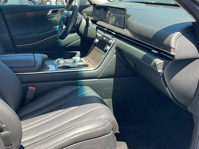 Photo of 2025 Savile Silver Genesis GV80