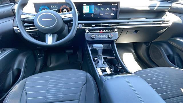Photo of 2025 Sage Gray Hyundai SANTA CRUZ