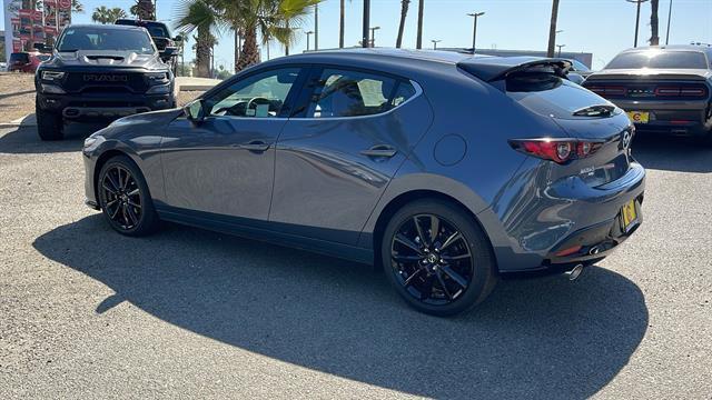 Photo of 2025 Polymetal Gray Metallic Mazda Mazda3