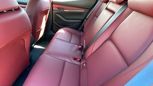 Photo of 2025 Polymetal Gray Metallic Mazda Mazda3