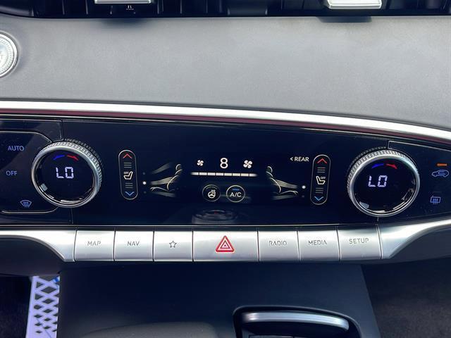 Photo of 2025 Vik Black Genesis GV70