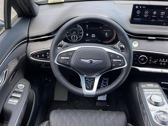 Photo of 2025 Vik Black Genesis GV70