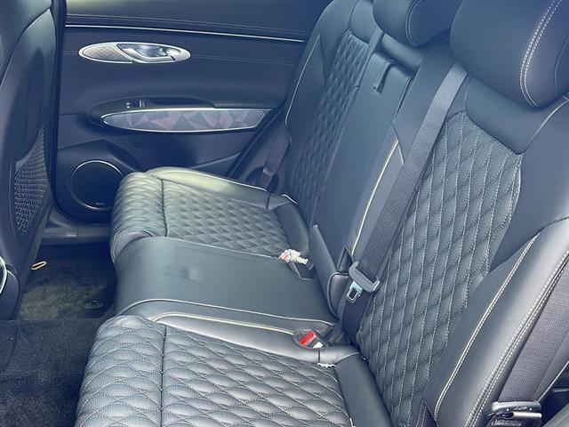 Photo of 2025 Vik Black Genesis GV70