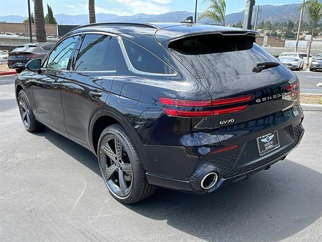 Photo of 2025 Vik Black Genesis GV70