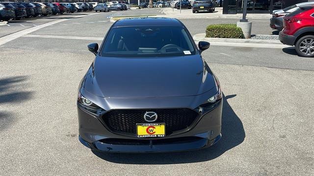 Photo of 2025 Machine Gray Metallic Mazda Mazda3