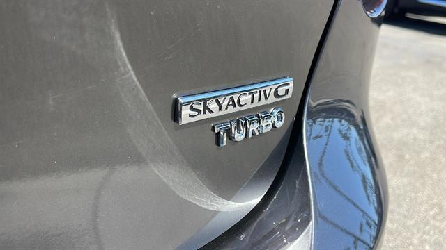 Photo of 2025 Machine Gray Metallic Mazda Mazda3
