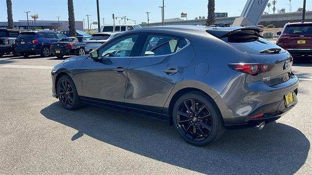 Photo of 2025 Machine Gray Metallic Mazda Mazda3