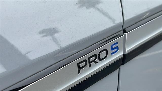 Photo of 2022 Moonstone Gray Volkswagen ID.4