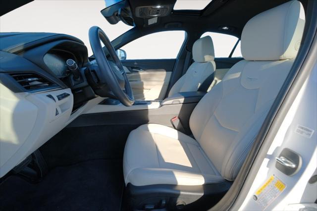 Photo of 2021 Crystal White Tricoat Cadillac CT4