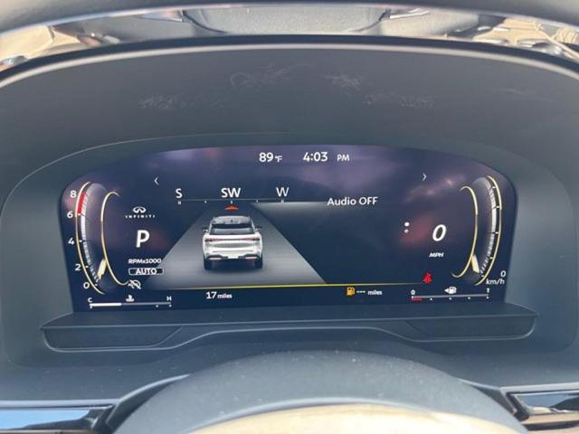 Photo of 2026 two tone radiant white INFINITI QX60