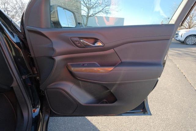 Photo of 2022 Ebony Twilight Metallic GMC Acadia