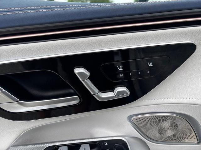 Photo of 2023 Black Mercedes-Benz EQE 350