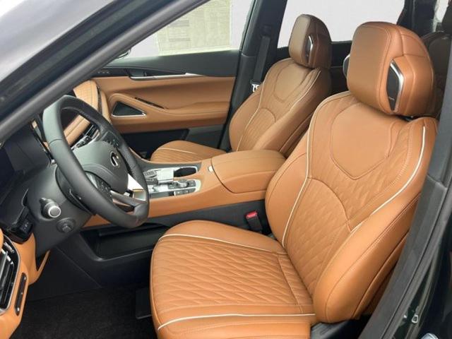 Photo of 2026 Two Tone Deep Emerald INFINITI QX60