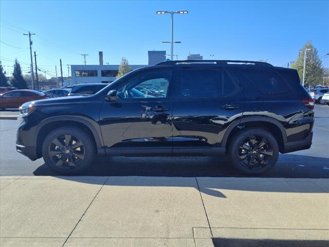 Photo of 2025 Crystal Black Pearl Honda Pilot