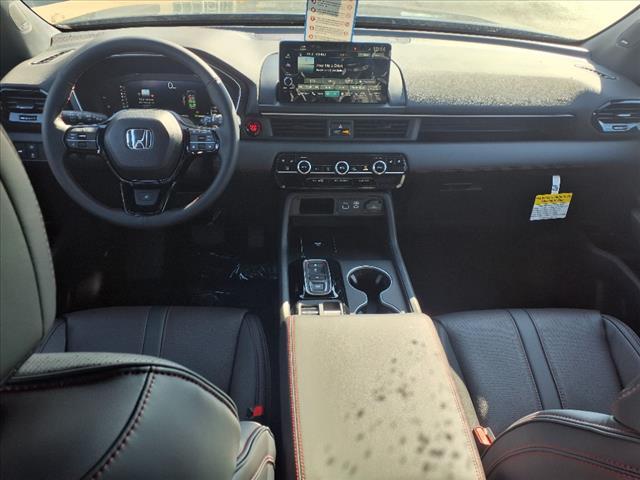 Photo of 2025 Crystal Black Pearl Honda Pilot
