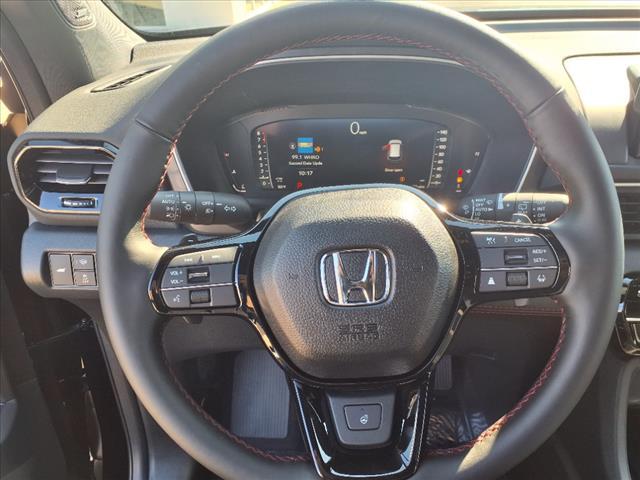 Photo of 2025 Crystal Black Pearl Honda Pilot