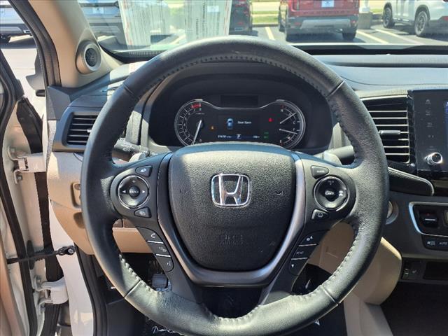 Photo of 2023 Platinum White Pearl Honda Ridgeline
