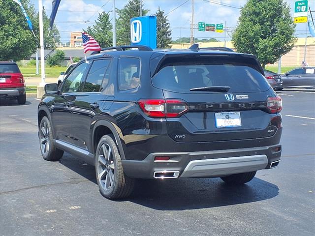 Photo of 2025 Crystal Black Pearl Honda Pilot