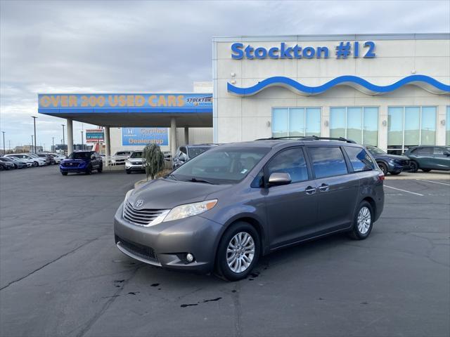 2015 Toyota Sienna