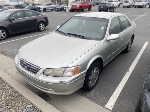 2000 Toyota Camry