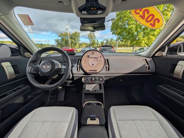 Photo of 2025 Smokey Green Metallic MINI Countryman