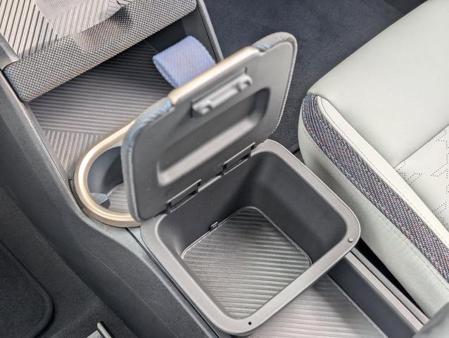 Photo of 2025 Smokey Green Metallic MINI Countryman