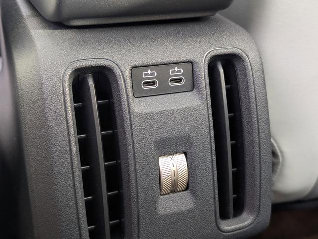 Photo of 2025 Smokey Green Metallic MINI Countryman