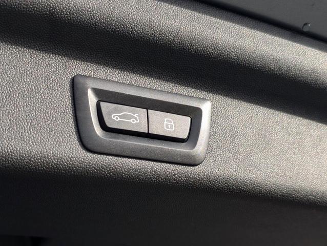 Photo of 2025 Smokey Green Metallic MINI Countryman