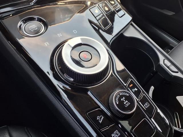 Photo of 2023 Gravity Gray Kia Sportage Hybrid