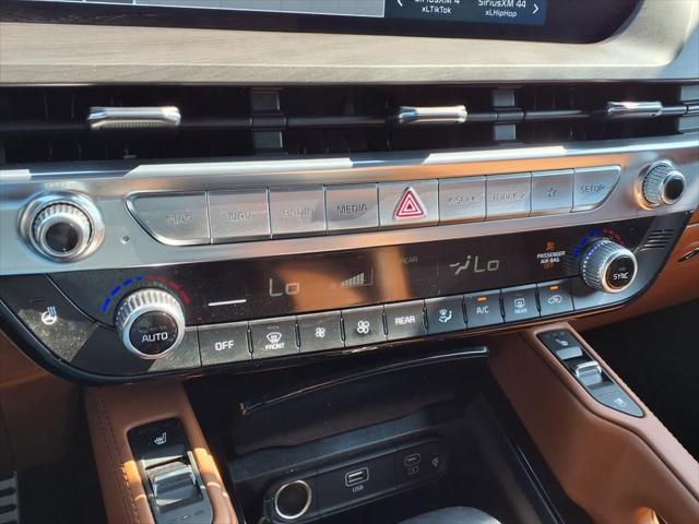 Photo of 2023 Midnight Lake Blue Kia Telluride