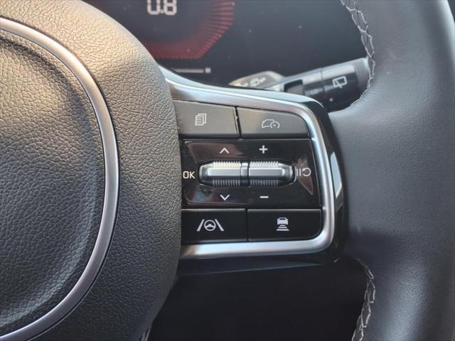 Photo of 2024 Glacial White Pearl Kia Sorento