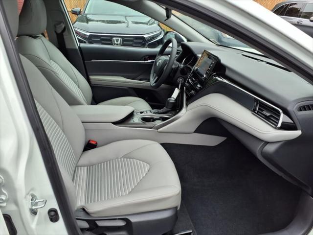 Photo of 2022 White Toyota Camry