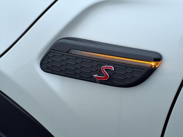 Photo of 2024 Nanuq White Metallic MINI Convertible