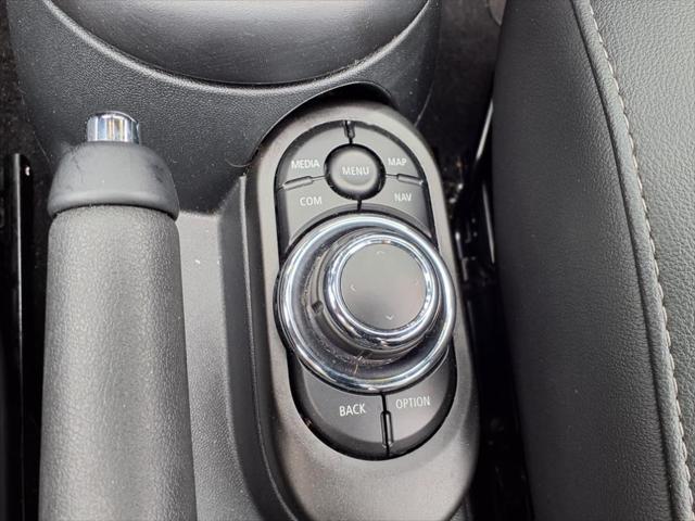 Photo of 2024 Nanuq White Metallic MINI Convertible